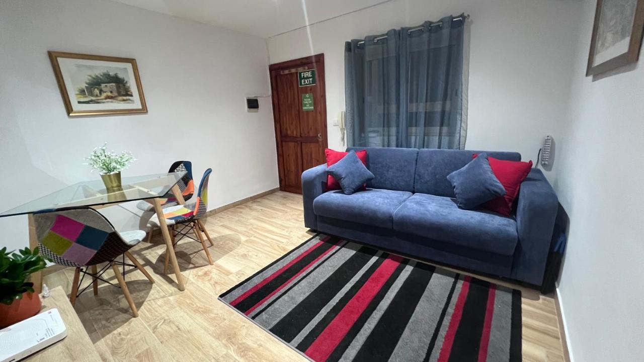 Flat In Valletta Luaran gambar